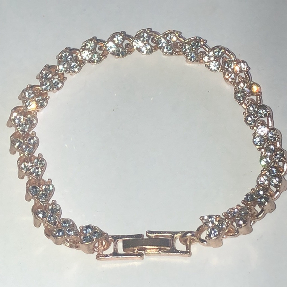 Elegant Rose Gold Tone and Silver Rhinestone Hearts Bracelet - Picture 6 of 6